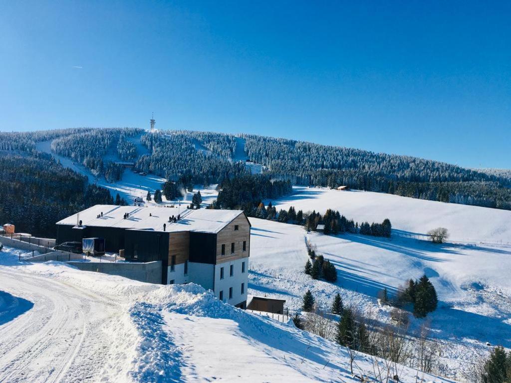 Apartmany Vista Klinovec Loucná pod Klínovcem Exterior foto