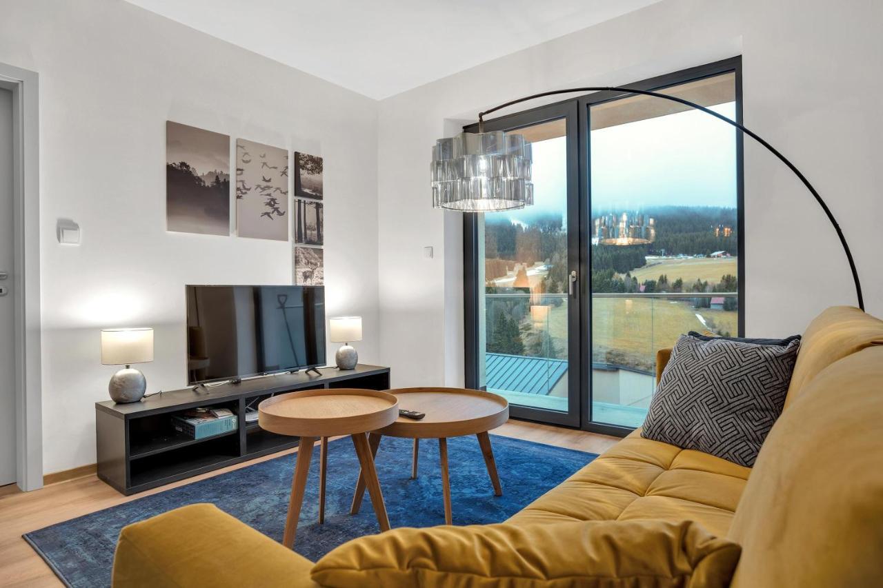 Apartmany Vista Klinovec Loucná pod Klínovcem Exterior foto