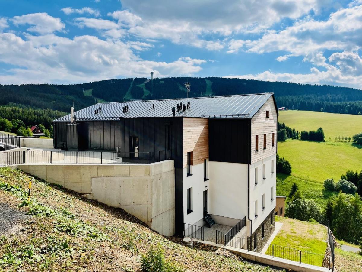 Apartmany Vista Klinovec Loucná pod Klínovcem Exterior foto