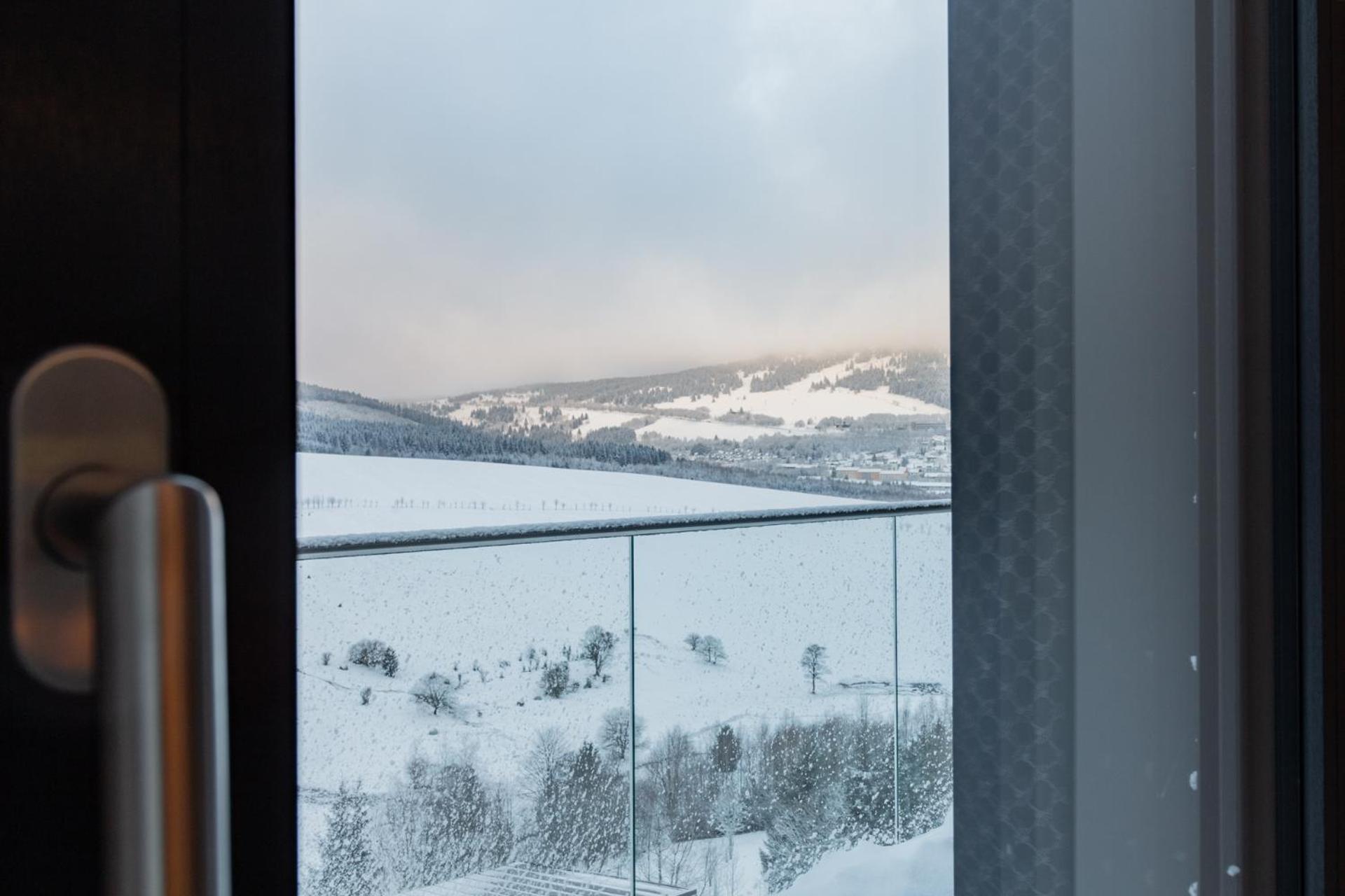 Apartmany Vista Klinovec Loucná pod Klínovcem Exterior foto