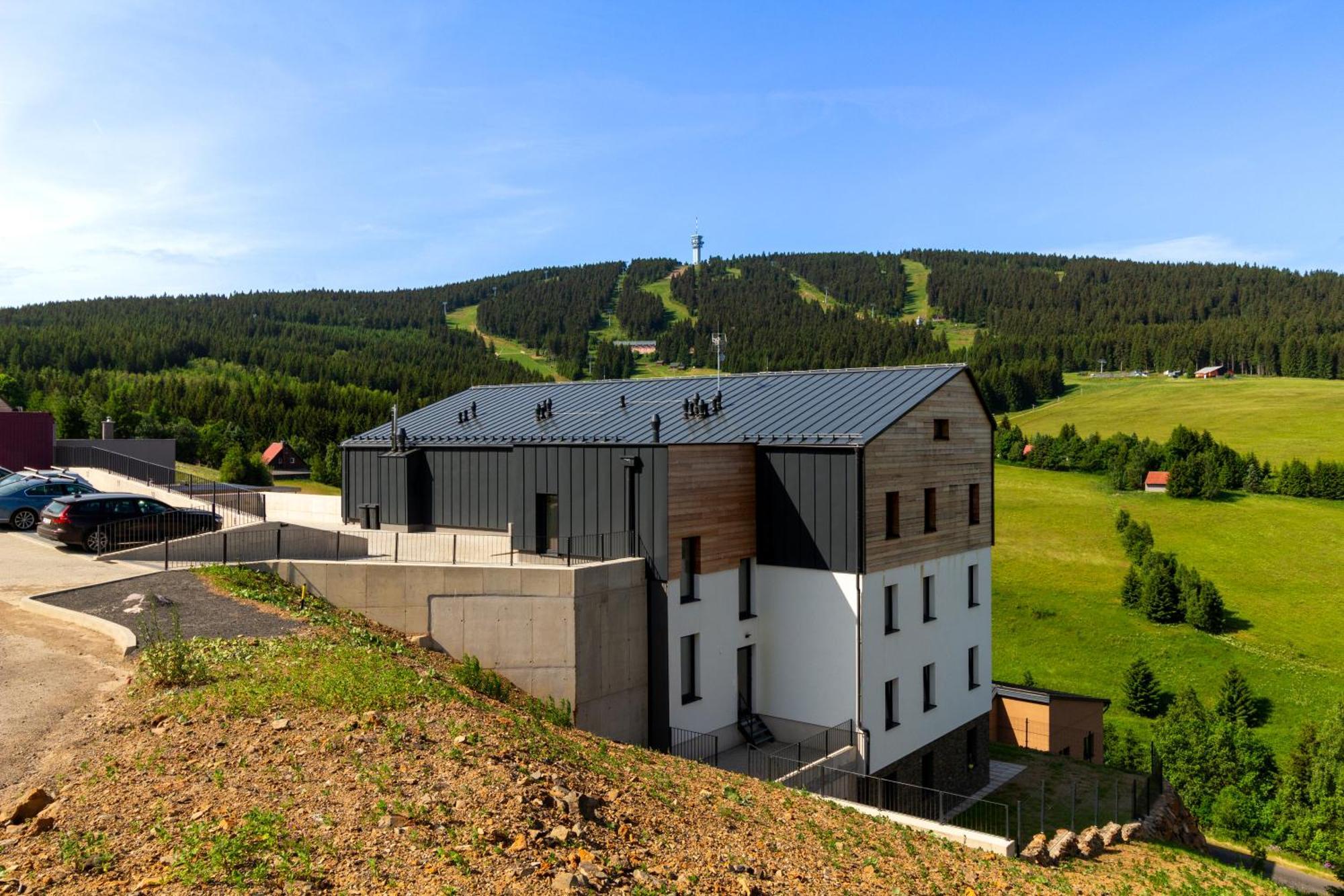 Apartmany Vista Klinovec Loucná pod Klínovcem Exterior foto