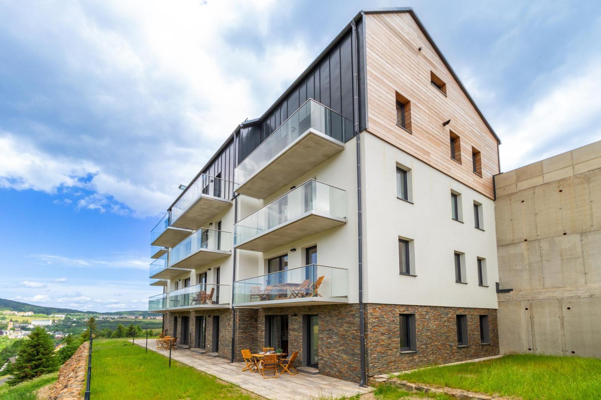 Apartmany Vista Klinovec Loucná pod Klínovcem Exterior foto